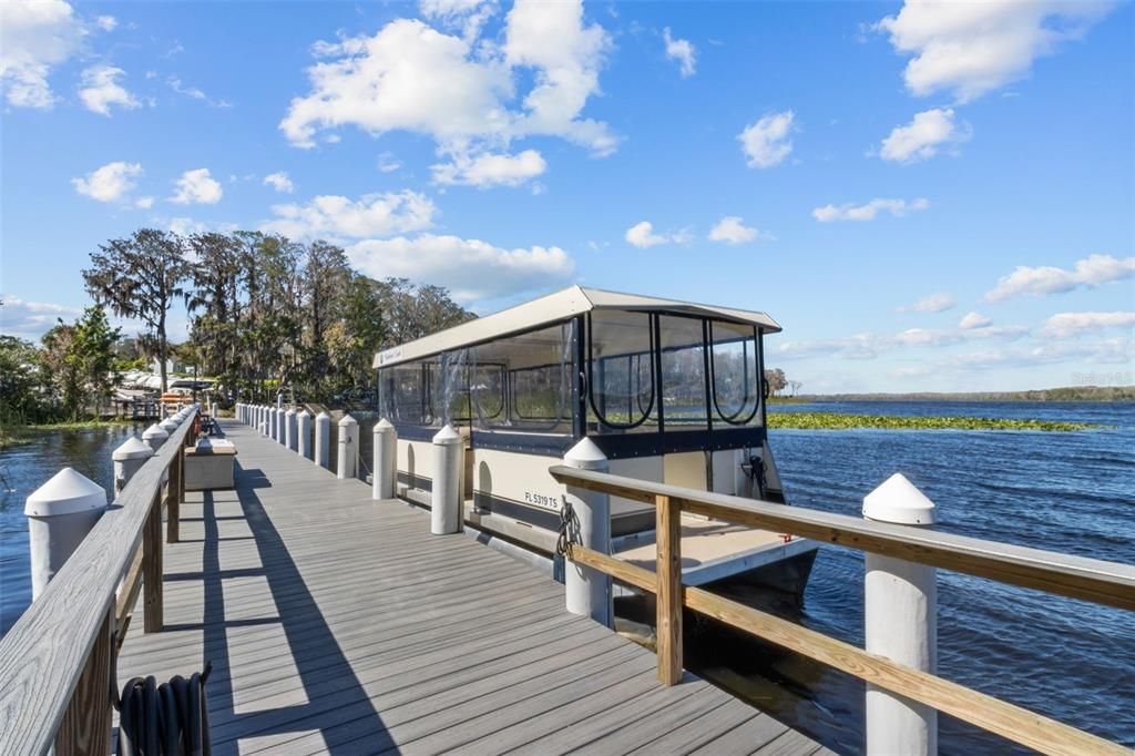 For Sale: $345,000 (2 beds, 2 baths, 1325 Square Feet)