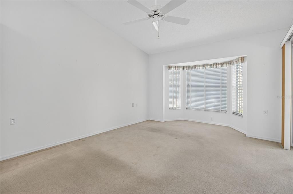 For Sale: $345,000 (2 beds, 2 baths, 1325 Square Feet)