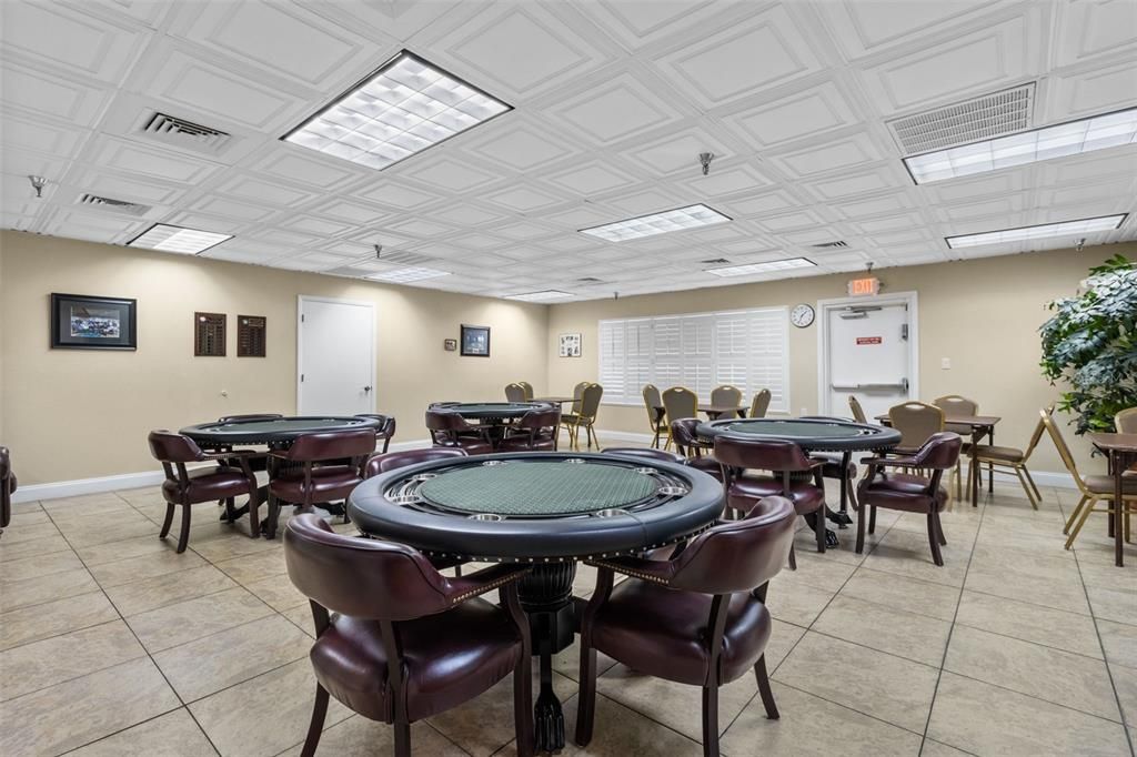 For Sale: $345,000 (2 beds, 2 baths, 1325 Square Feet)