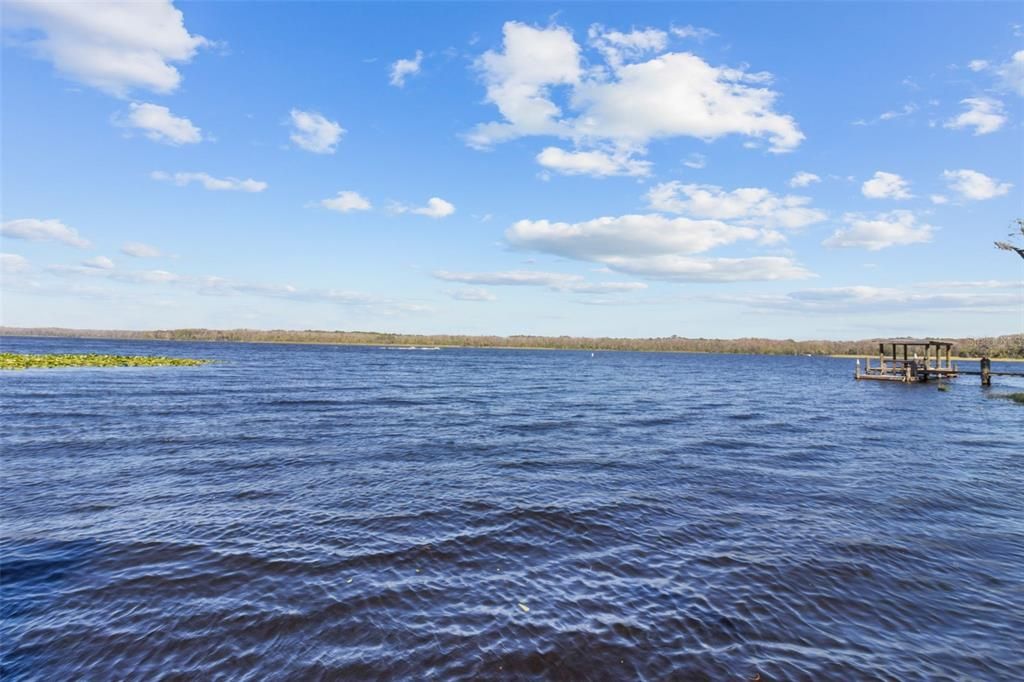 For Sale: $345,000 (2 beds, 2 baths, 1325 Square Feet)