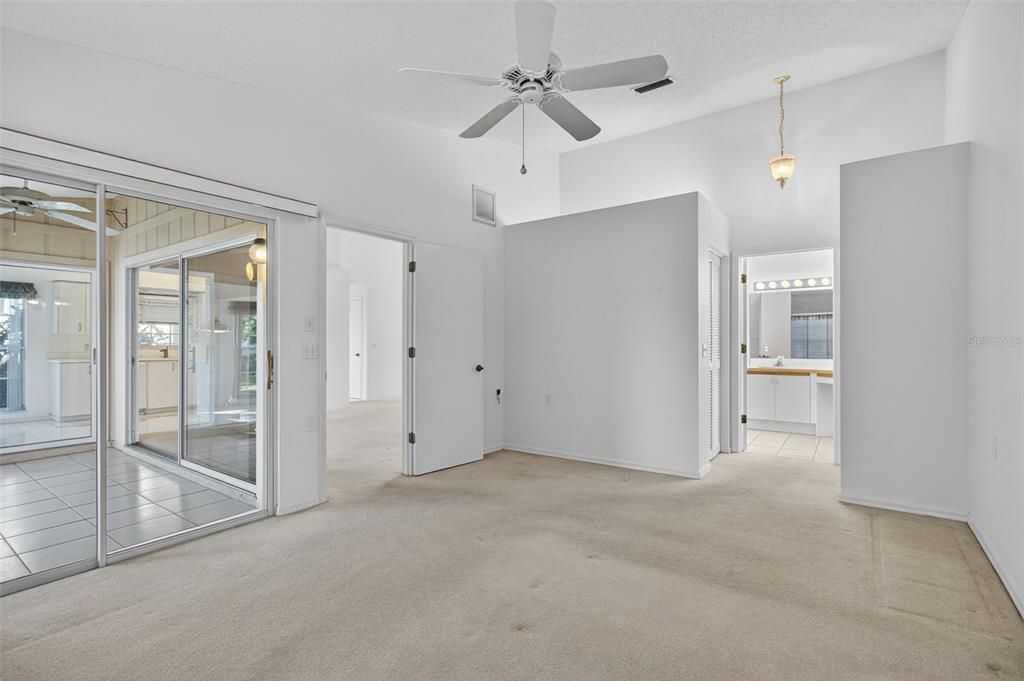 For Sale: $345,000 (2 beds, 2 baths, 1325 Square Feet)