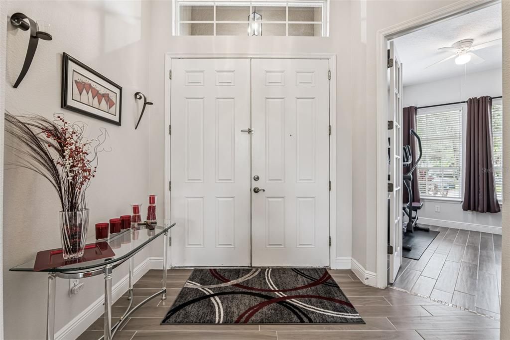 For Sale: $715,000 (4 beds, 3 baths, 2574 Square Feet)