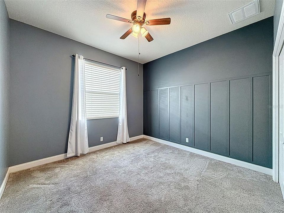 For Sale: $399,900 (3 beds, 2 baths, 2085 Square Feet)