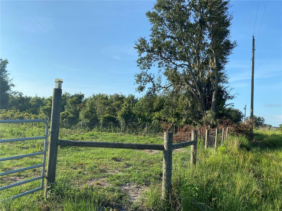 En Venta: $119,900 (5.07 acres)