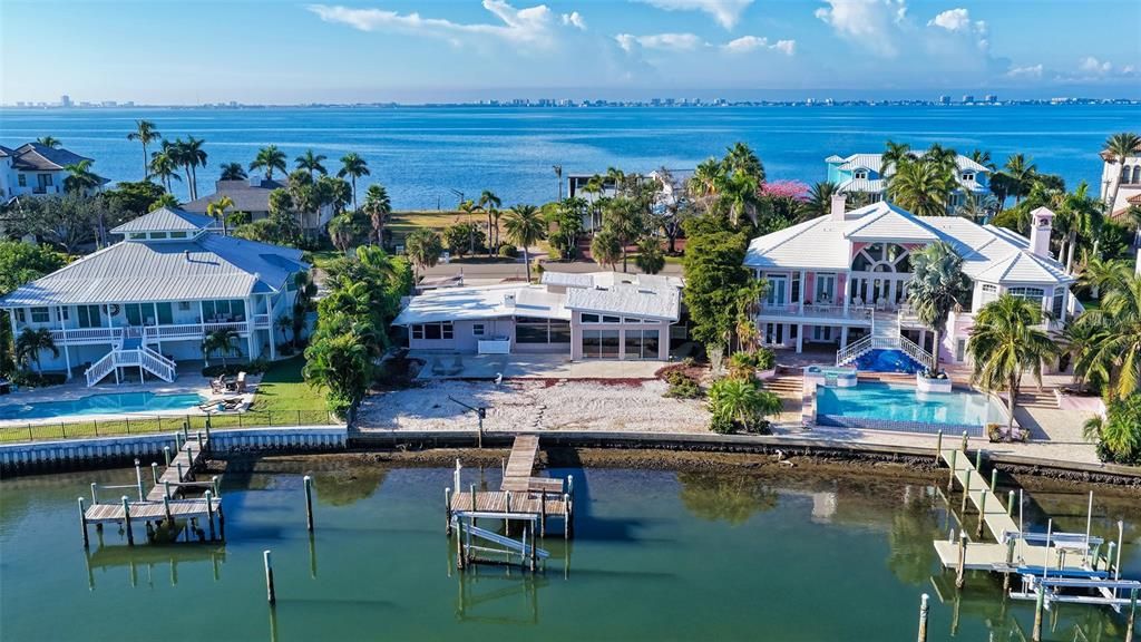 На продажу: $2,695,000 (3 спален, 3 ванн, 3276 Квадратных фут)