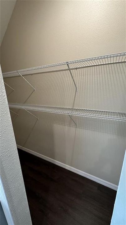 На продажу: $300,000 (4 спален, 3 ванн, 1935 Квадратных фут)