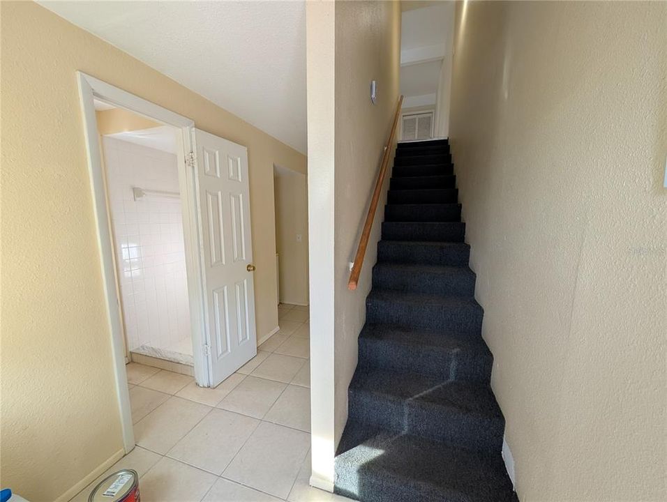 出租: $1,425 (1 贝兹, 2 浴室, 725 平方英尺)