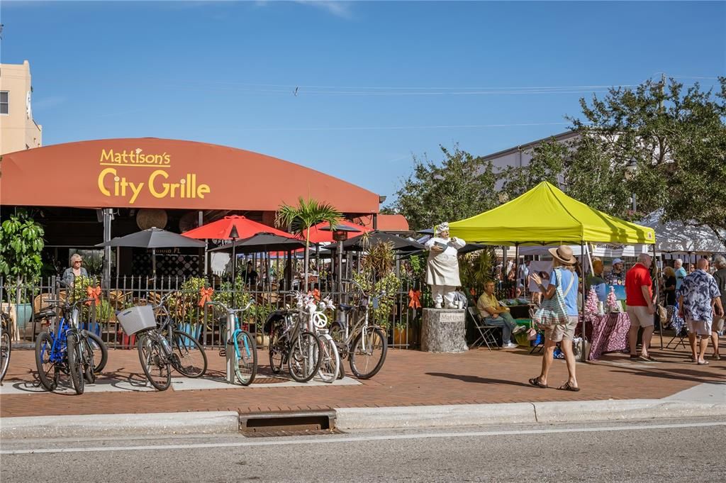 На продажу: $799,500 (2 спален, 2 ванн, 1006 Квадратных фут)