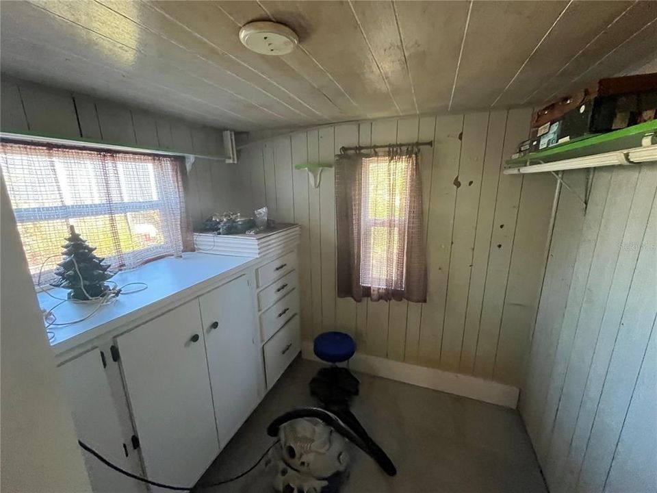 待售: $185,000 (2 贝兹, 2 浴室, 1532 平方英尺)