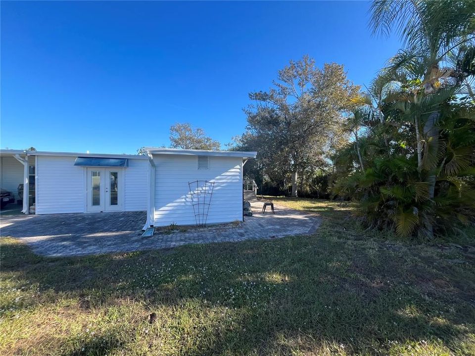 待售: $185,000 (2 贝兹, 2 浴室, 1532 平方英尺)