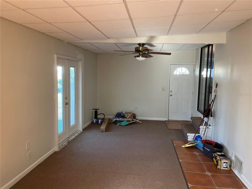 待售: $185,000 (2 贝兹, 2 浴室, 1532 平方英尺)