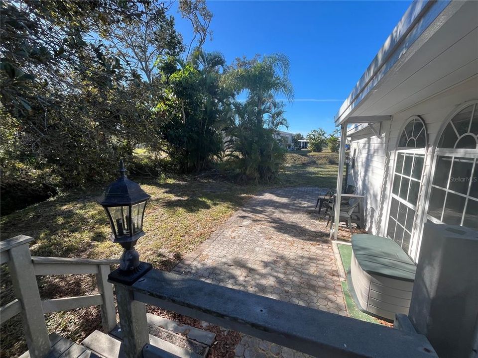 待售: $185,000 (2 贝兹, 2 浴室, 1532 平方英尺)