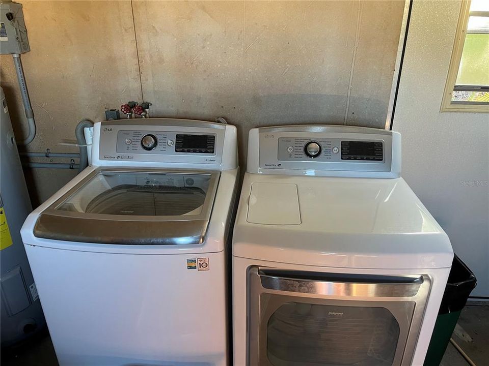 待售: $185,000 (2 贝兹, 2 浴室, 1532 平方英尺)