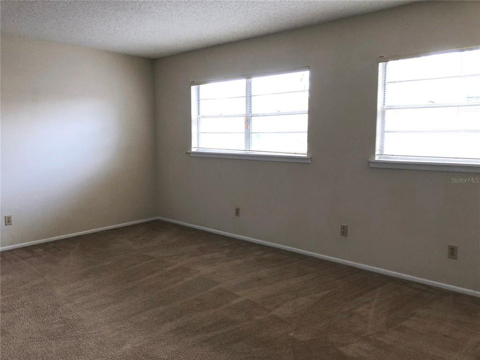 待售: $267,000 (3 贝兹, 3 浴室, 1575 平方英尺)