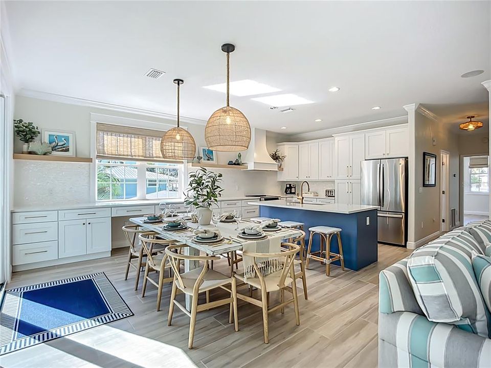 For Sale: $3,395,000 (4 beds, 3 baths, 2690 Square Feet)