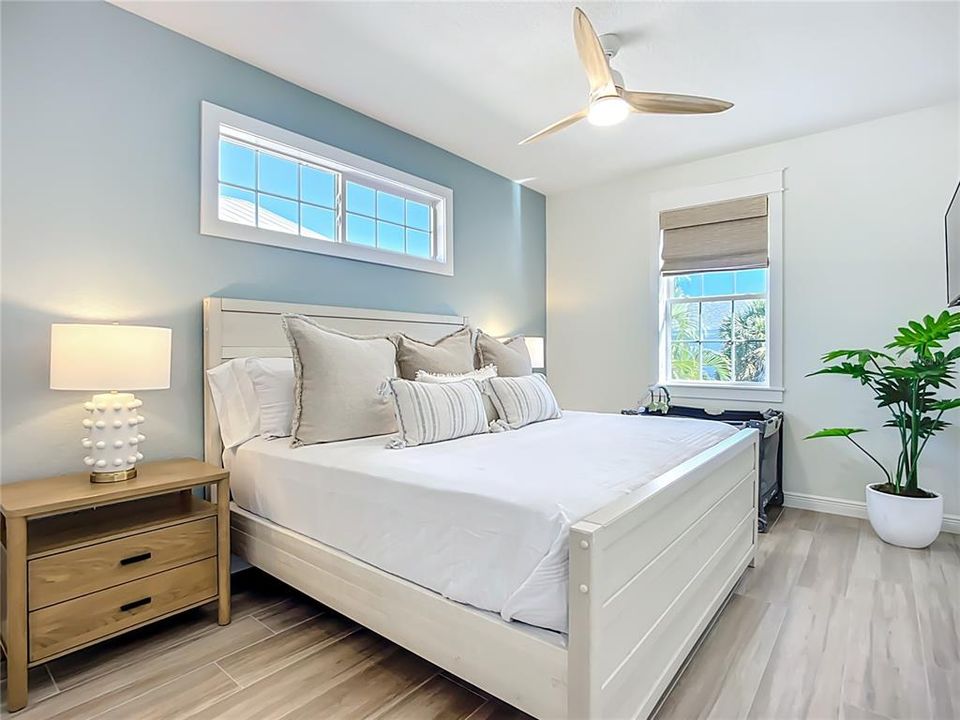 For Sale: $3,395,000 (4 beds, 3 baths, 2690 Square Feet)