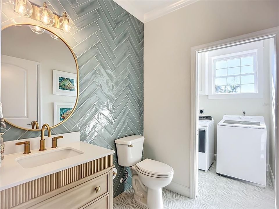 For Sale: $3,395,000 (4 beds, 3 baths, 2690 Square Feet)