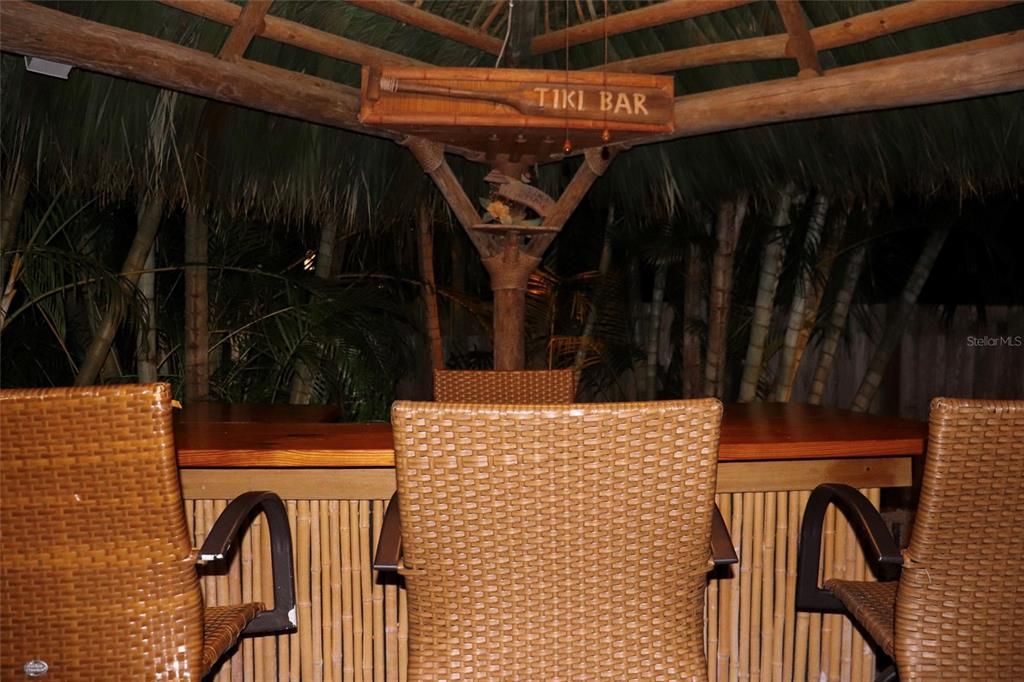 For Sale: $3,395,000 (4 beds, 3 baths, 2690 Square Feet)