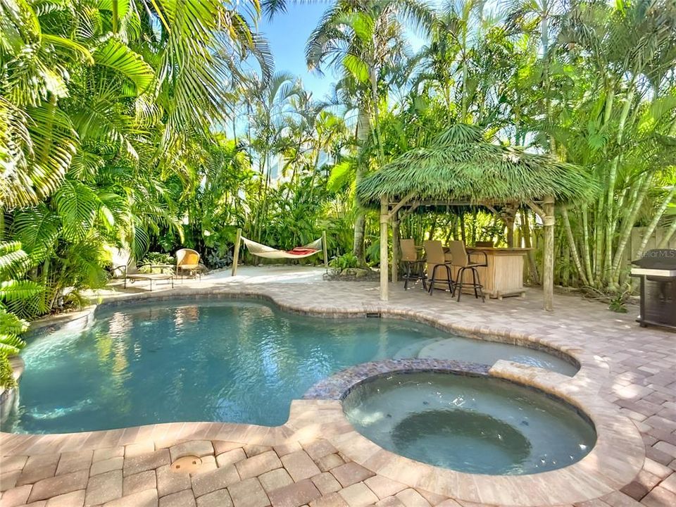 For Sale: $3,395,000 (4 beds, 3 baths, 2690 Square Feet)