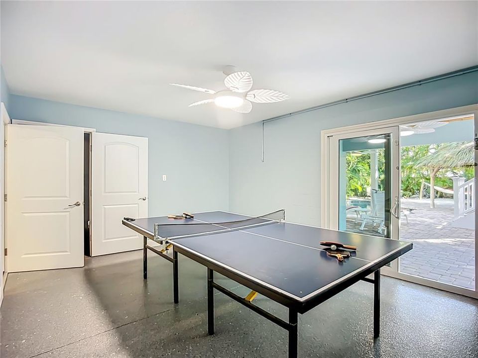 For Sale: $3,395,000 (4 beds, 3 baths, 2690 Square Feet)