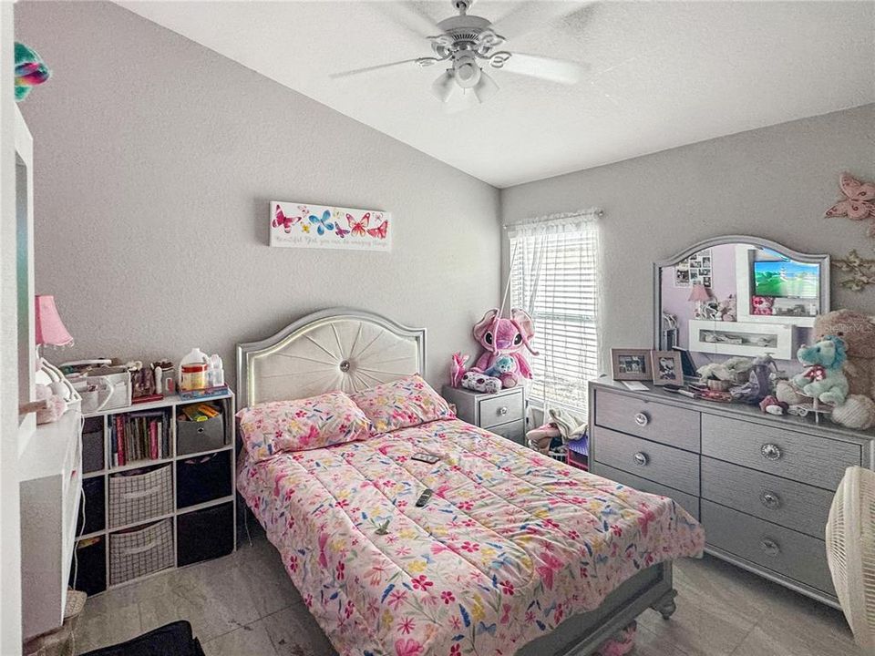 Active With Contract: $335,000 (3 beds, 2 baths, 1604 Square Feet)