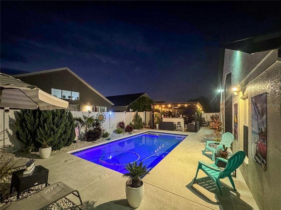 Active With Contract: $335,000 (3 beds, 2 baths, 1604 Square Feet)