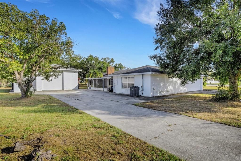 En Venta: $399,900 (3 camas, 2 baños, 2562 Pies cuadrados)