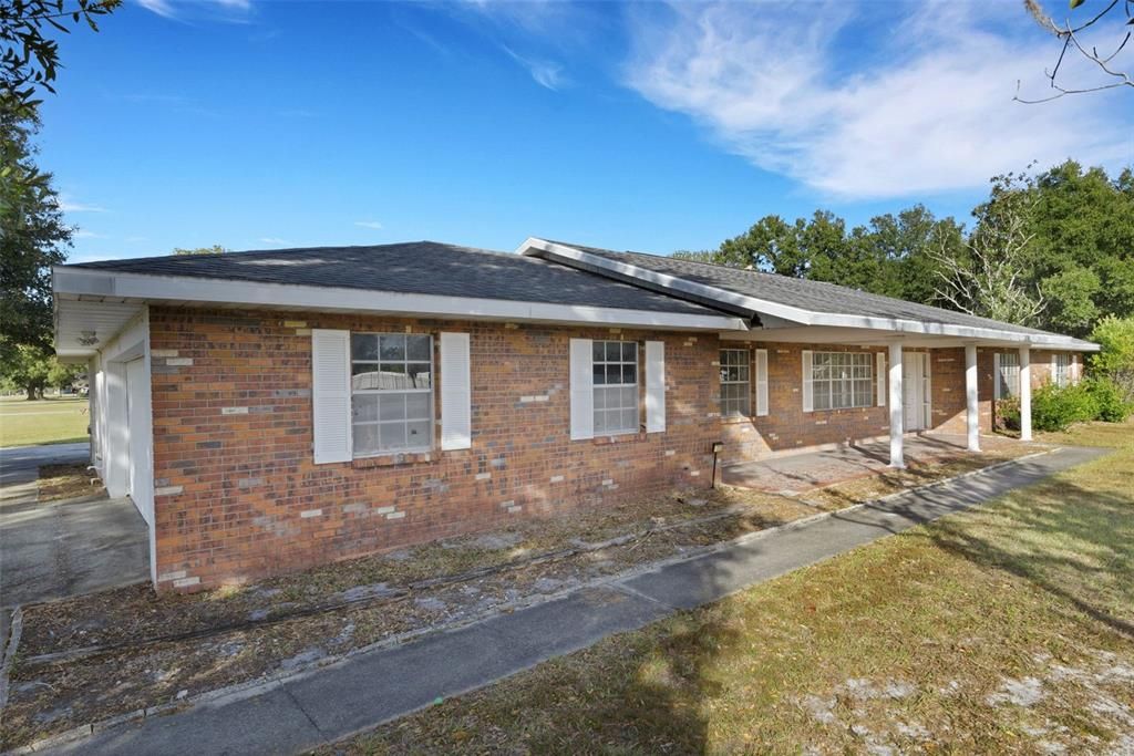 En Venta: $399,900 (3 camas, 2 baños, 2562 Pies cuadrados)