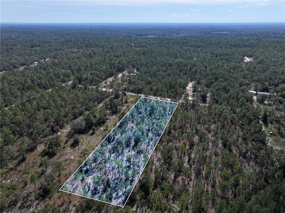 待售: $39,900 (2.35 acres)