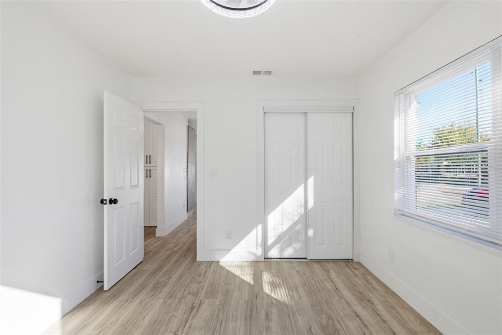 For Sale: $340,000 (3 beds, 2 baths, 1070 Square Feet)