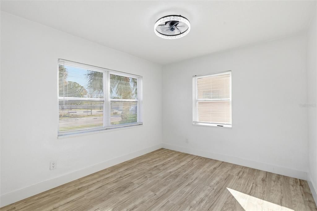 For Sale: $340,000 (3 beds, 2 baths, 1070 Square Feet)