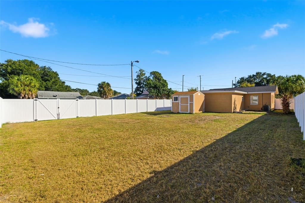 For Sale: $340,000 (3 beds, 2 baths, 1070 Square Feet)