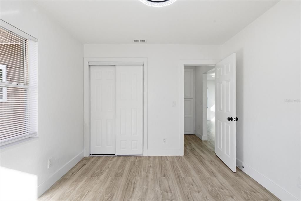 For Sale: $340,000 (3 beds, 2 baths, 1070 Square Feet)