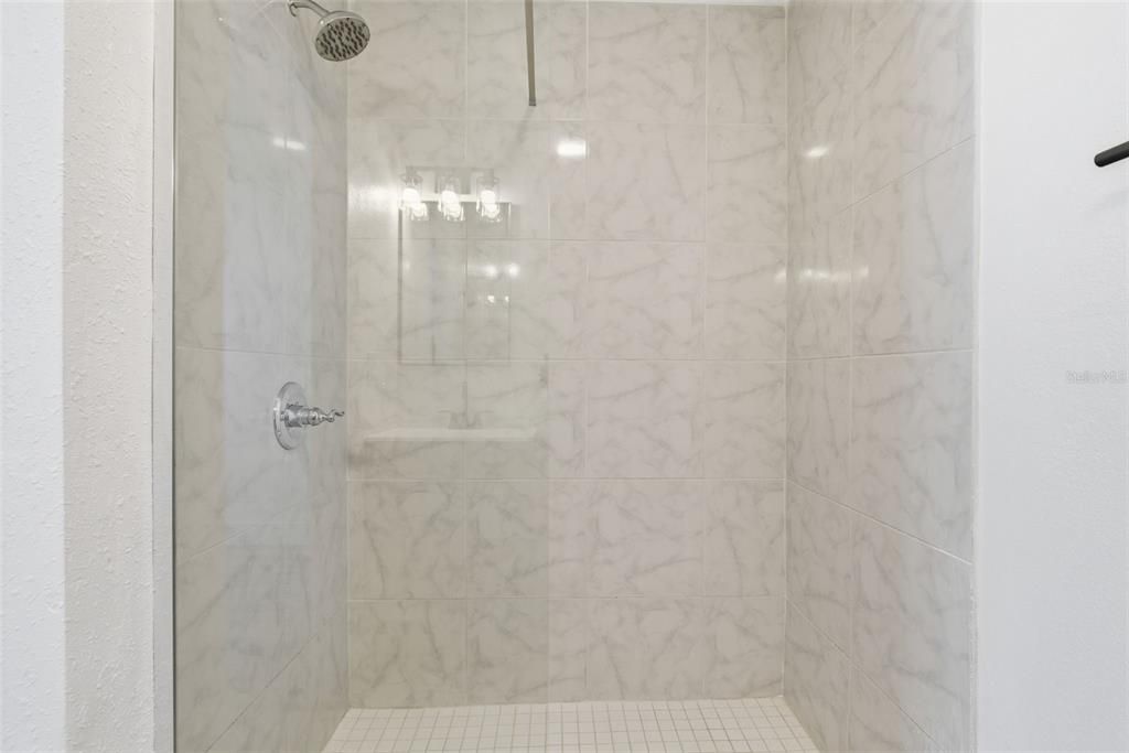 For Sale: $340,000 (3 beds, 2 baths, 1070 Square Feet)