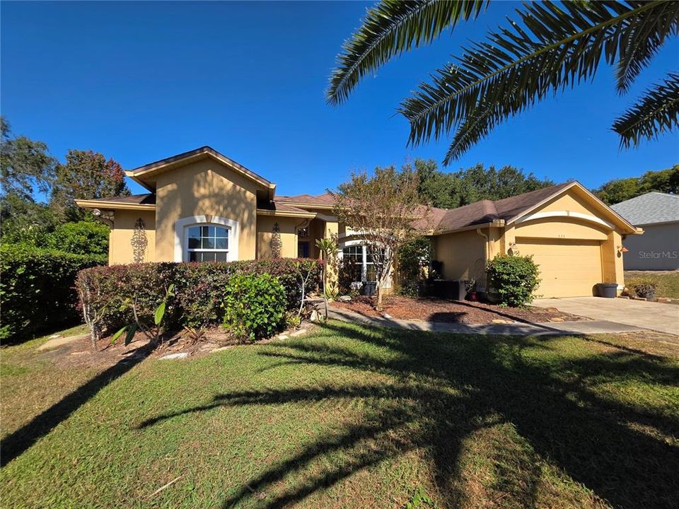 出租: $2,300 (5 贝兹, 2 浴室, 2010 平方英尺)