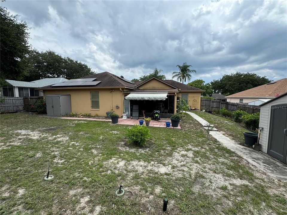 出租: $2,300 (5 贝兹, 2 浴室, 2010 平方英尺)