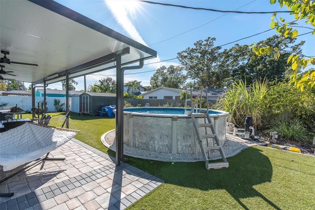 Active With Contract: $360,000 (3 beds, 1 baths, 940 Square Feet)