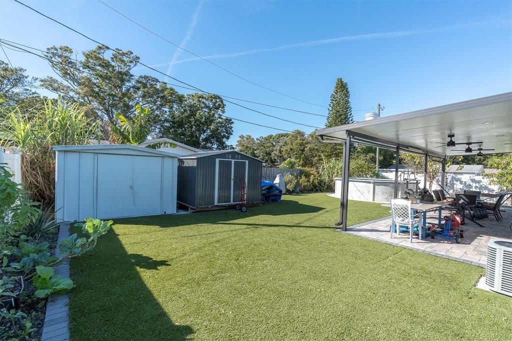 Active With Contract: $360,000 (3 beds, 1 baths, 940 Square Feet)