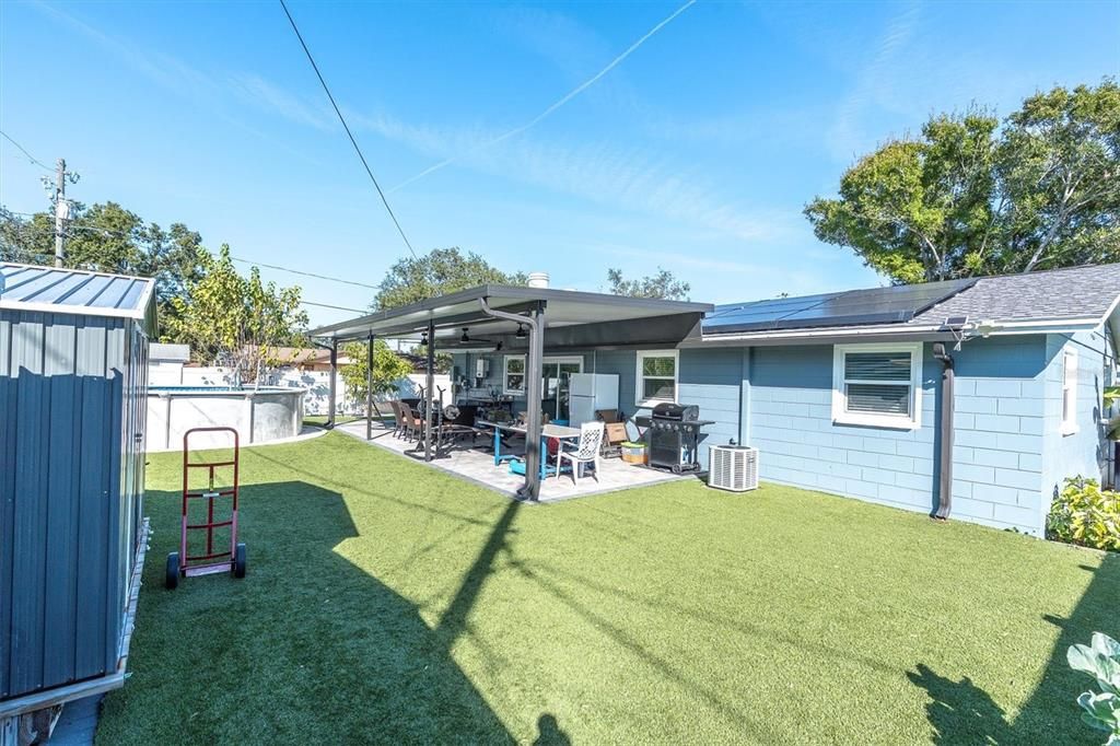 Active With Contract: $360,000 (3 beds, 1 baths, 940 Square Feet)