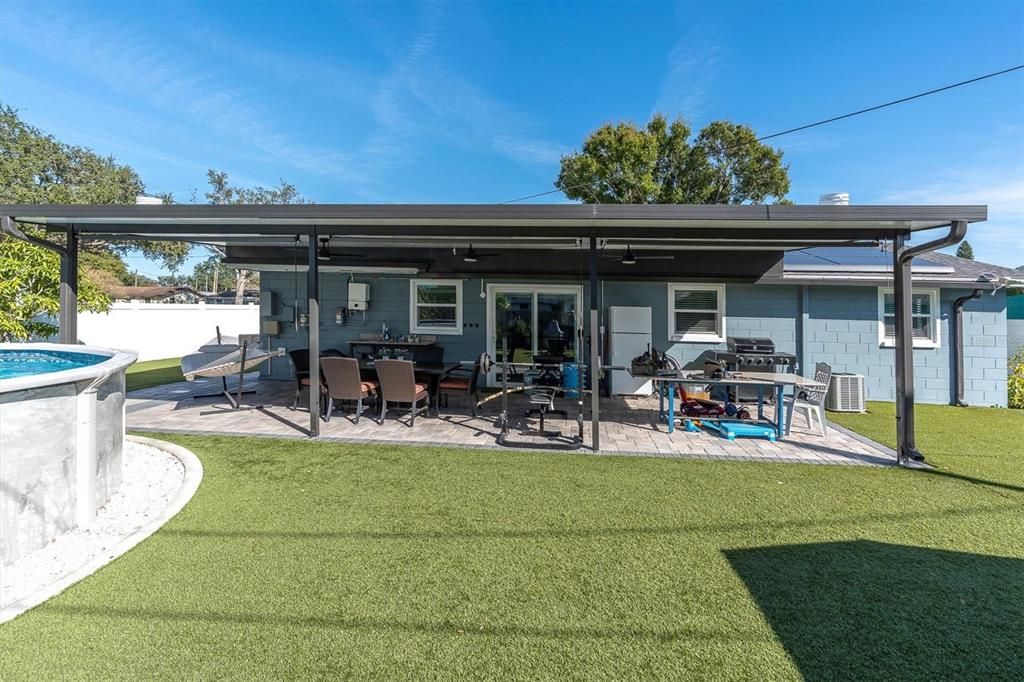 Active With Contract: $360,000 (3 beds, 1 baths, 940 Square Feet)