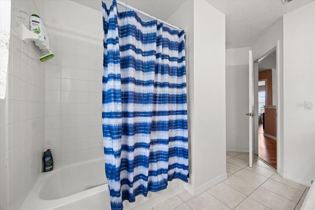 En Venta: $499,900 (5 camas, 4 baños, 3425 Pies cuadrados)