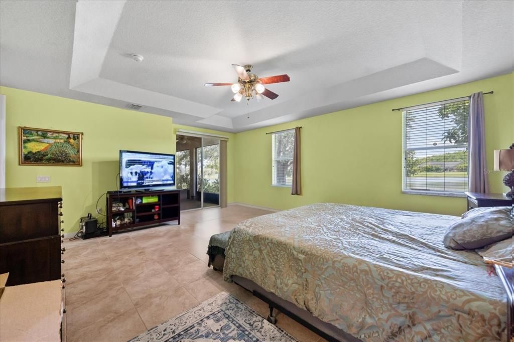 En Venta: $499,900 (5 camas, 4 baños, 3425 Pies cuadrados)