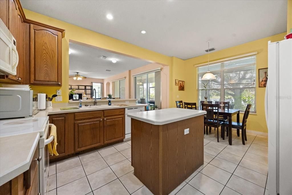 En Venta: $499,900 (5 camas, 4 baños, 3425 Pies cuadrados)