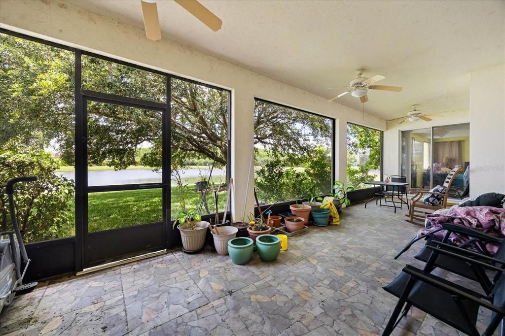 En Venta: $499,900 (5 camas, 4 baños, 3425 Pies cuadrados)