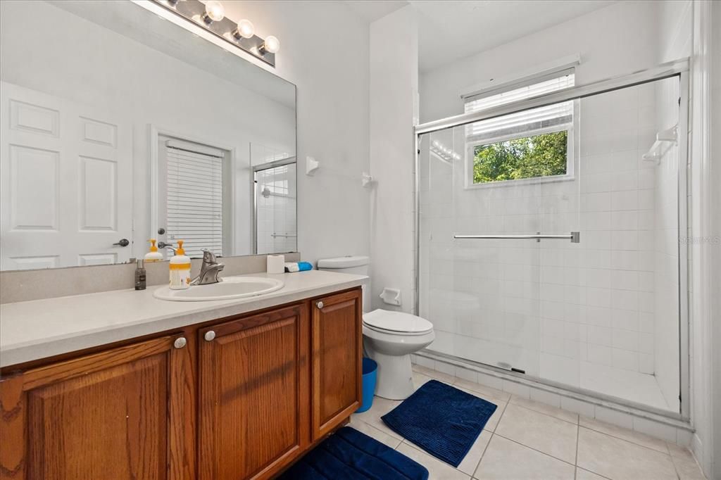 En Venta: $499,900 (5 camas, 4 baños, 3425 Pies cuadrados)