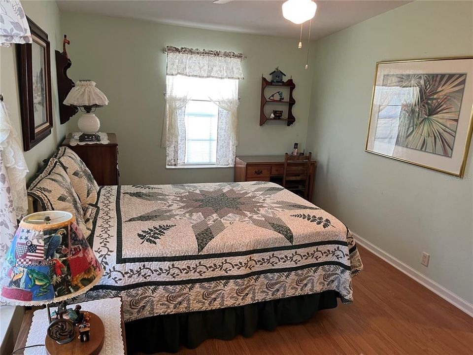 Activo con contrato: $285,000 (3 camas, 2 baños, 1852 Pies cuadrados)