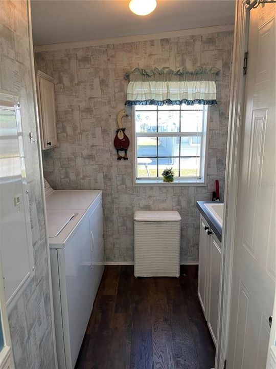 Activo con contrato: $285,000 (3 camas, 2 baños, 1852 Pies cuadrados)