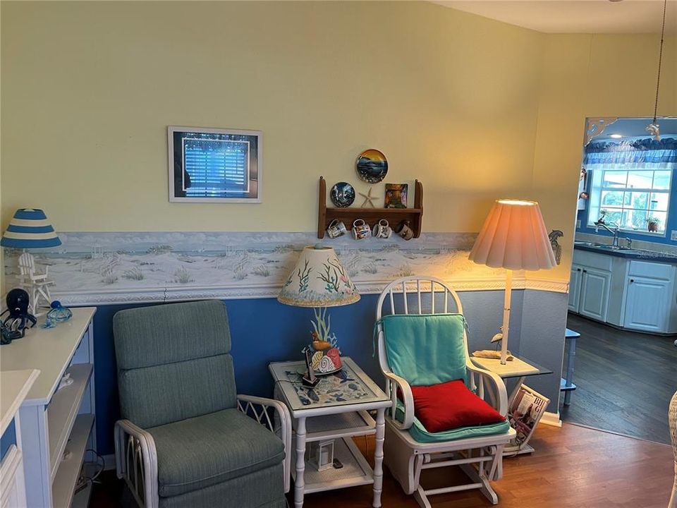 Activo con contrato: $285,000 (3 camas, 2 baños, 1852 Pies cuadrados)