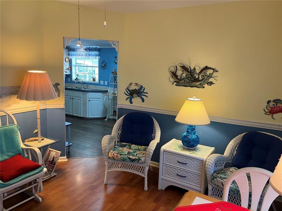 Activo con contrato: $285,000 (3 camas, 2 baños, 1852 Pies cuadrados)