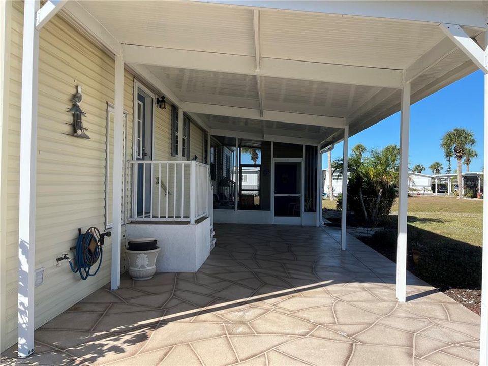 Activo con contrato: $285,000 (3 camas, 2 baños, 1852 Pies cuadrados)